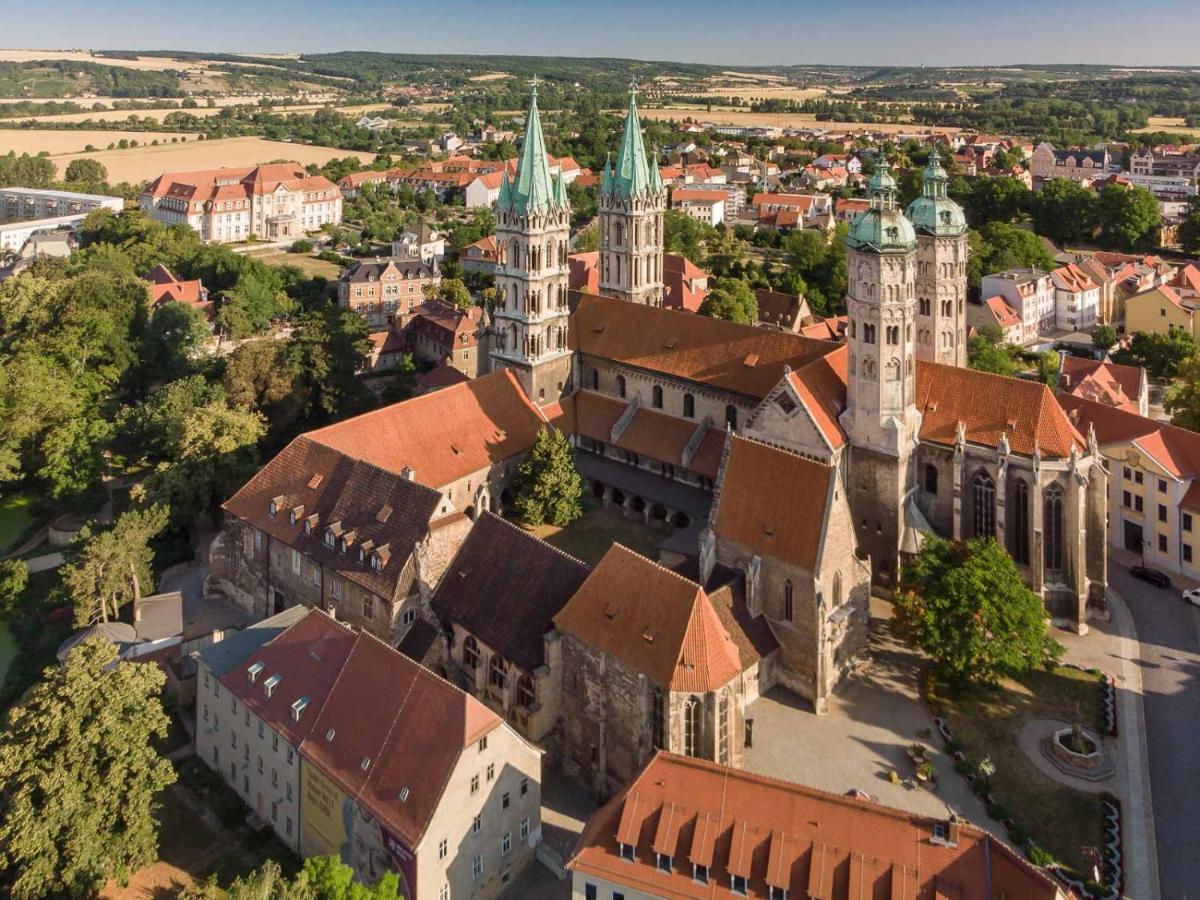 Apartment Am Dom Ii