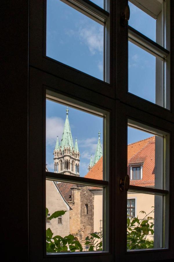 Am Dom Ii